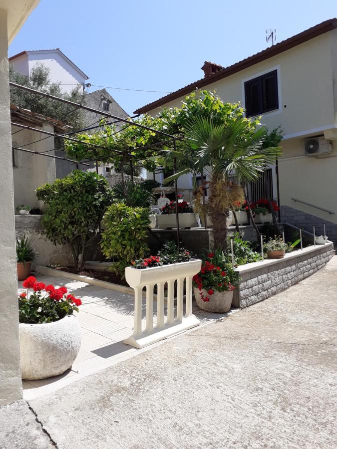Apartman Danijela Zagorje Екстериор снимка